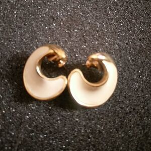 Vintage Monet earrings 